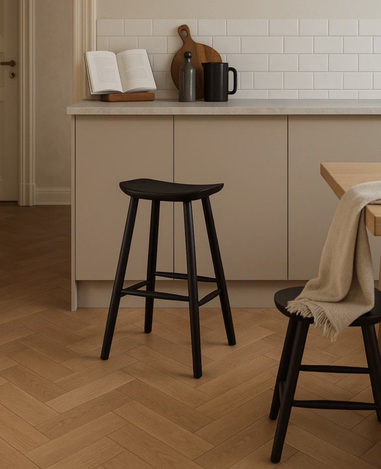 Bello Bar Stool - Jepara Real Teak Furniture Manufacture