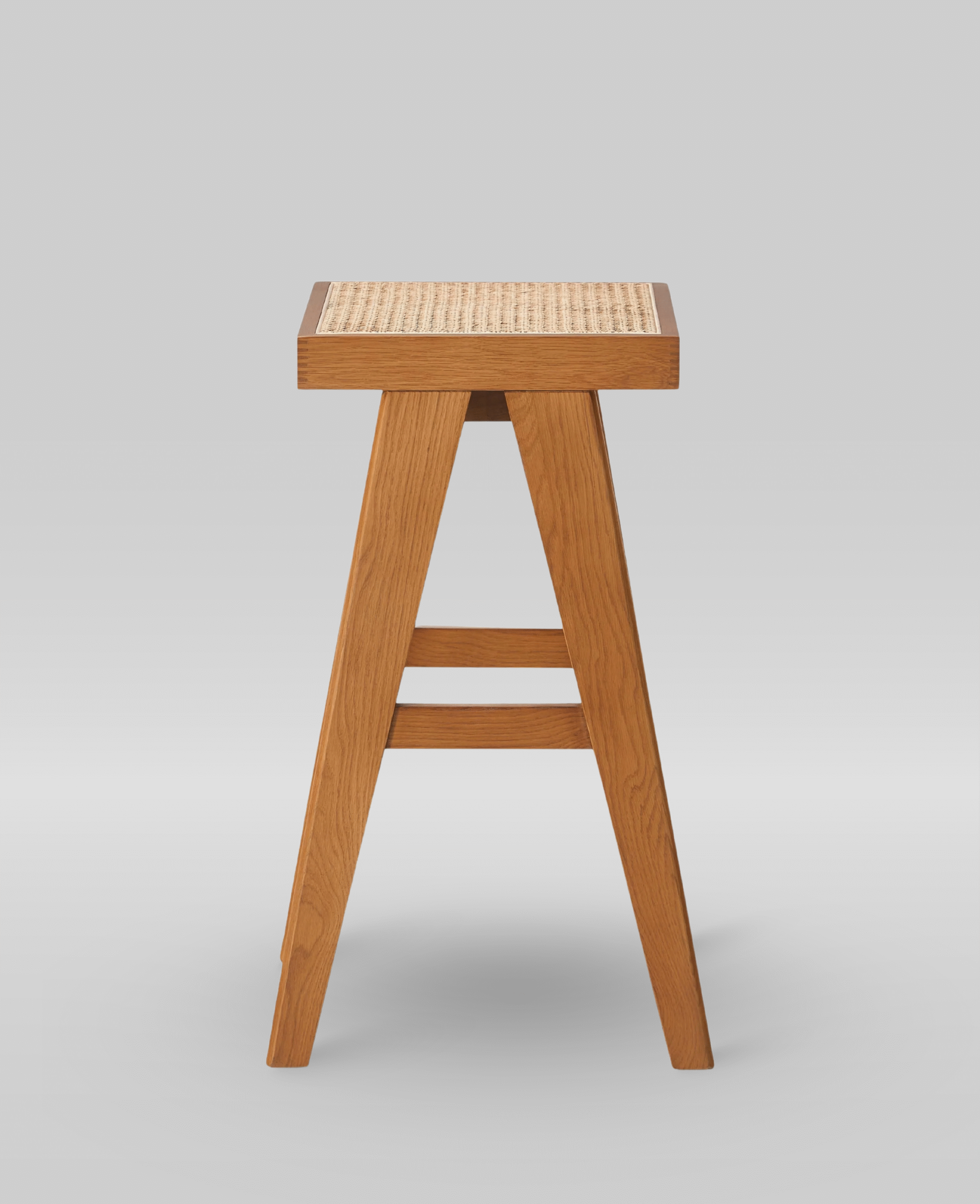 Sissi Bar Stool - Jepara Real Teak Furniture Manufacture
