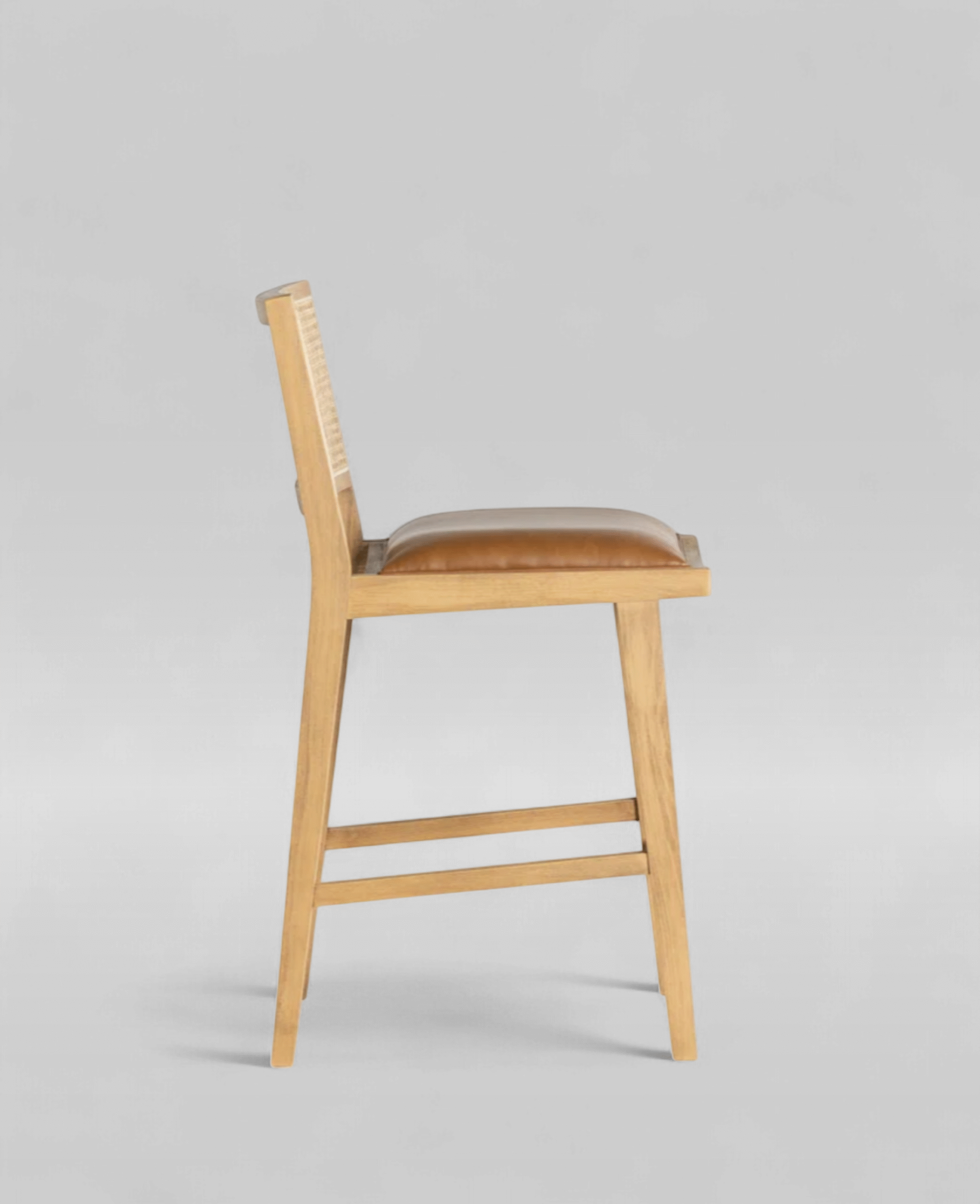 Lisca Bar Stool - Jepara Real Teak Furniture Manufacture